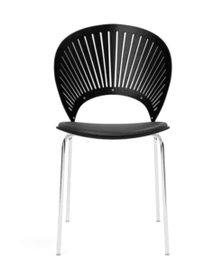 Trinidad stol m. sort læder på sæde fra Fredericia Furniture