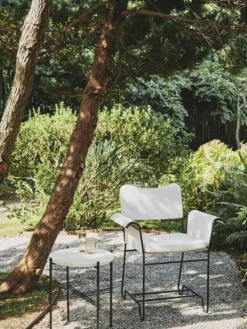 TS Outdoor Side Table fra GUBI
