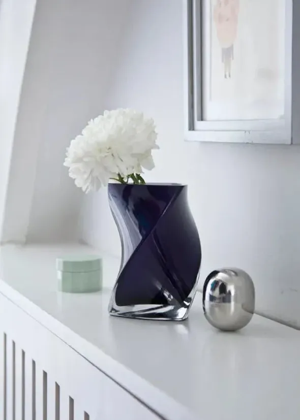 Twister vase fra Piet Hein (Lilla)