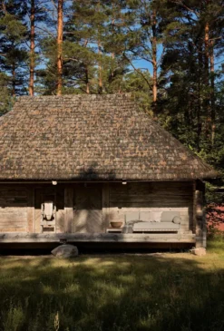 Udendørs Open-Air Sofa, inkl. loungebord i teak fra Vipp
