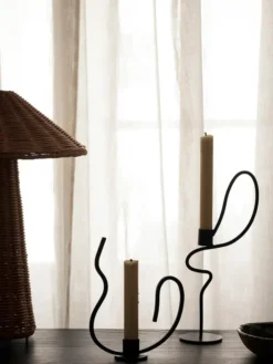 Valse Candleholder, high fra Ferm Living