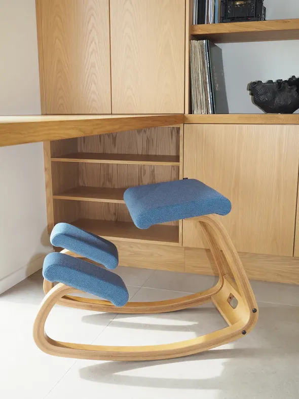Variable Balans Stol, light brown wood fra Variér