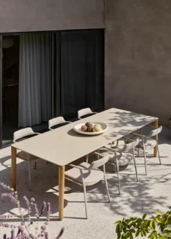 VIPP719 Outdoor Table 250 x 100 cm fra Vipp