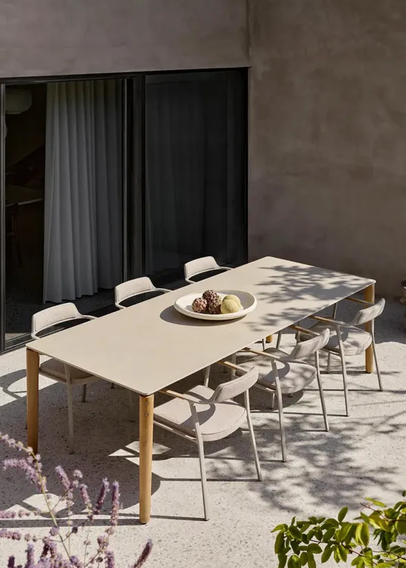 VIPP719 Outdoor Table 250 x 100 cm fra Vipp