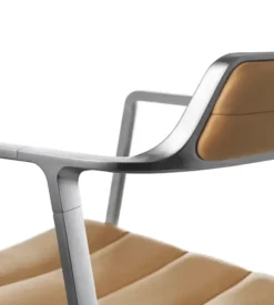 VIPP452 Swivel Chair, camel læder fra Vipp