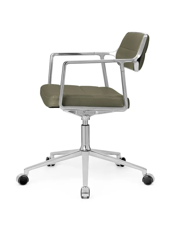VIPP453 Swivel+ Chair m/hjul, bosco grøn læder fra Vipp