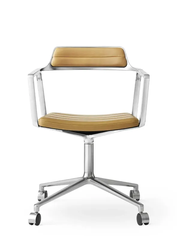 VIPP452 Swivel Chair m/hjul, camel læder fra Vipp