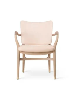 VLA61 Monarch Chair af Vilhelm Lauritzen