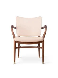 VLA61 Monarch Chair af Vilhelm Lauritzen