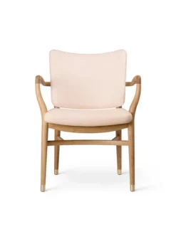 VLA61 Monarch Chair af Vilhelm Lauritzen