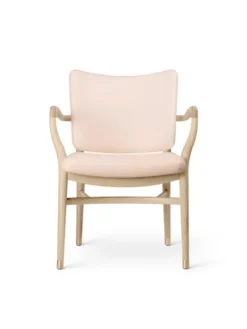 VLA61 Monarch Chair af Vilhelm Lauritzen