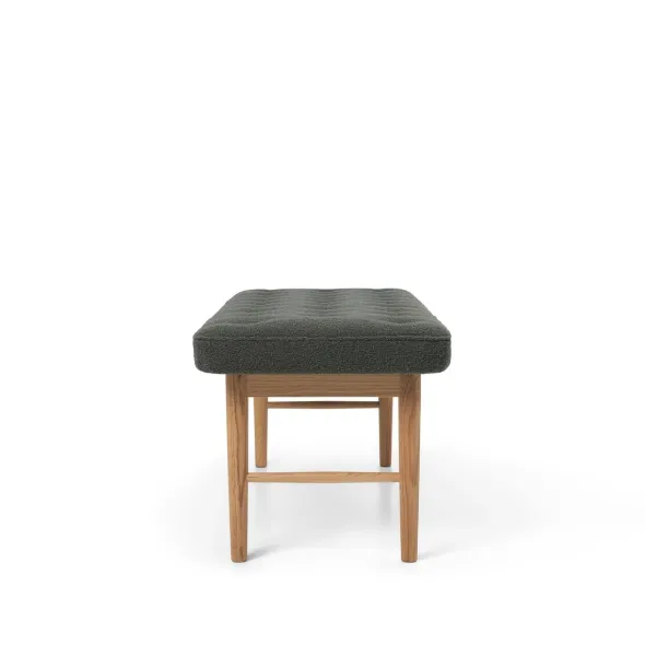 VLA75S Foyer bænk, eg olie af Vilhelm Lauritzen