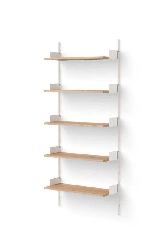 Wall shelf 1900 fra New Works