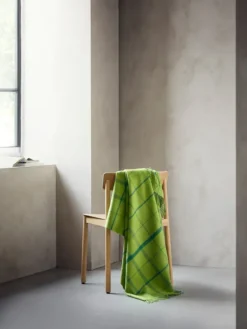 Warp & Weft Plaid, lime/grass fra Silkeborg Uldspinderi