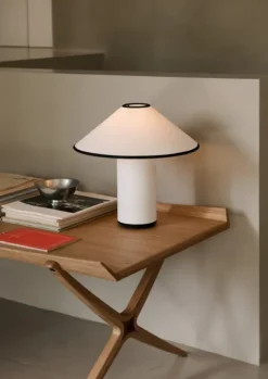 X Coffee Table HM13 fra &Tradition