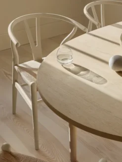 Y-stol CH24 Soft Barley af Hans J. Wegner