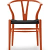 Y-stol CH24 Soft Orange Red med sort flet af Hans J. Wegner