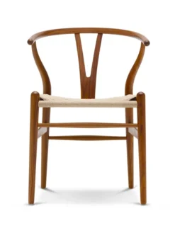 Y-stol CH24, Valnød lak af Hans J. Wegner